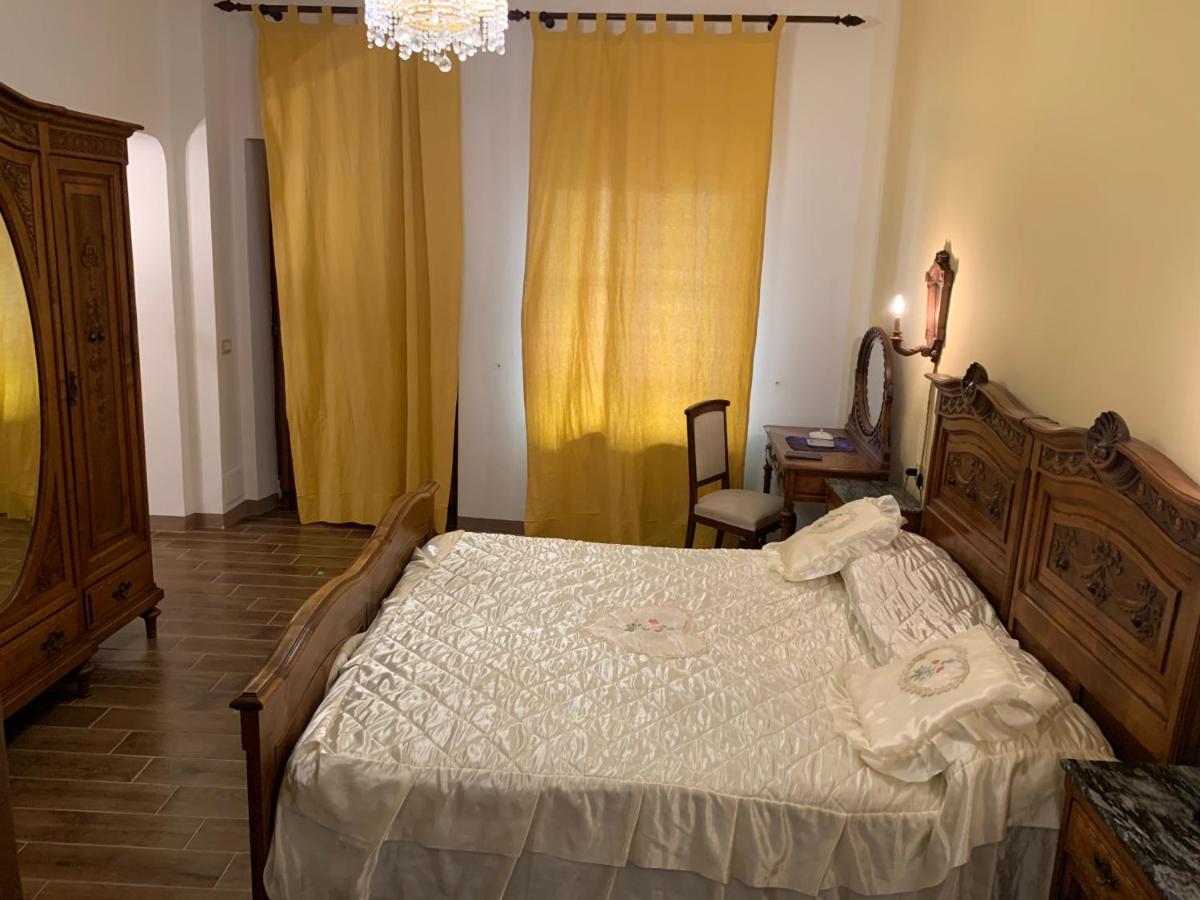 Bouganville Viverone Ruang foto