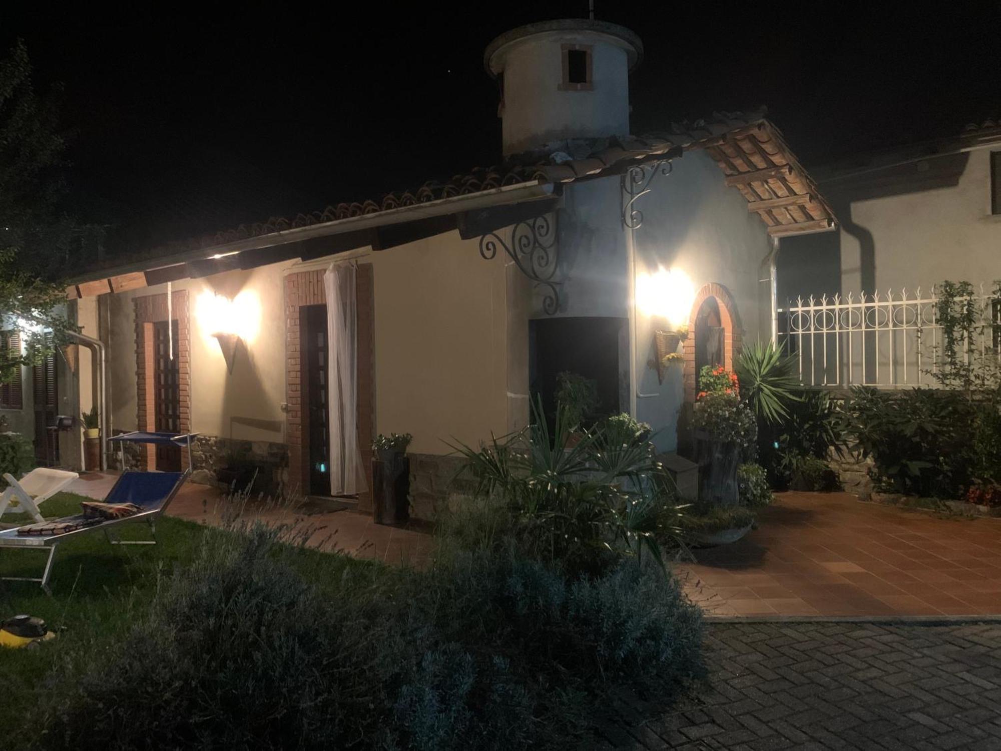 Bouganville Viverone Bagian luar foto