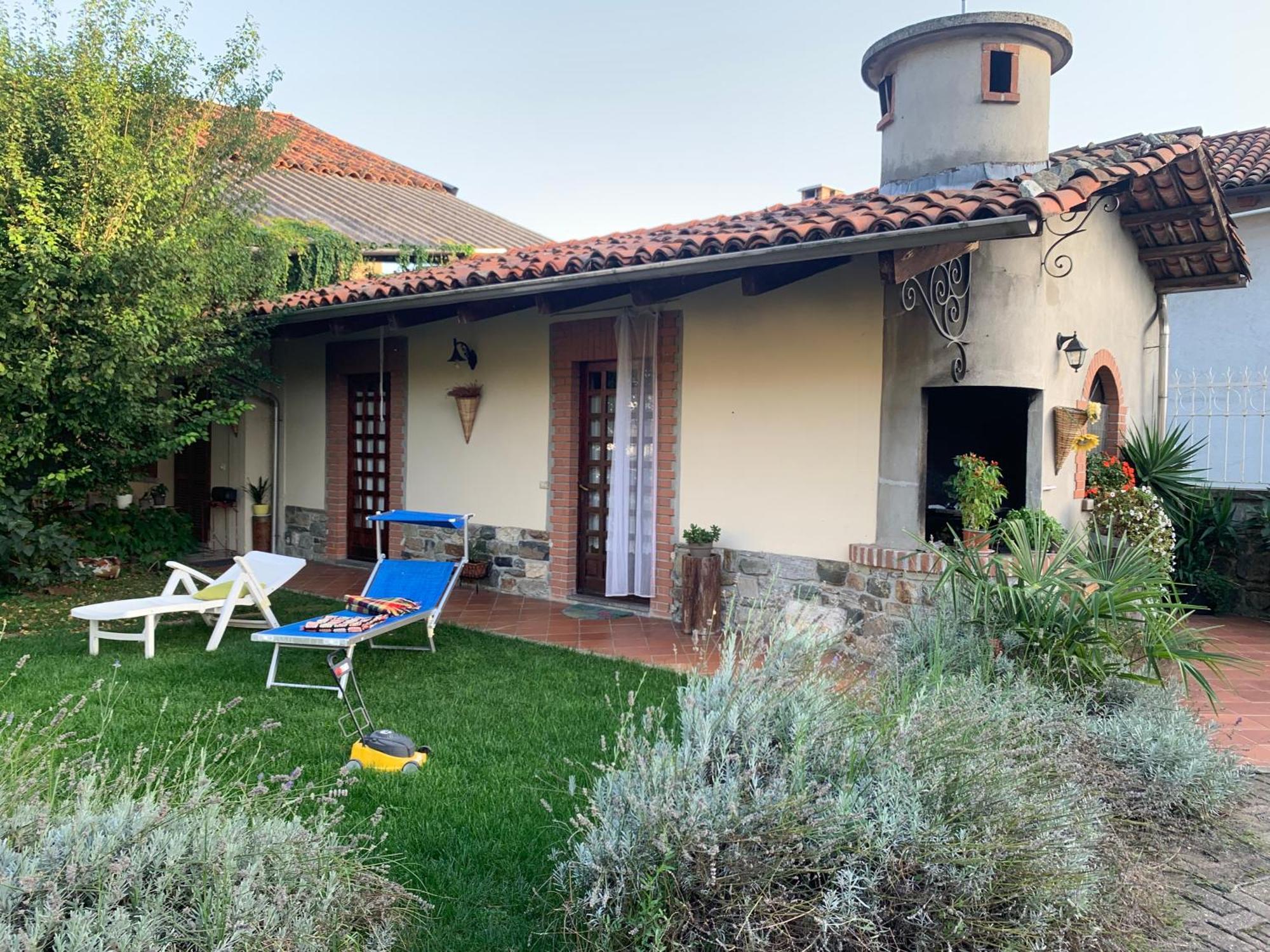Bouganville Viverone Bagian luar foto